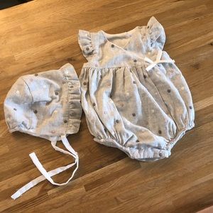 NWOT Shabby Chic Bubble Suit and Bonnet